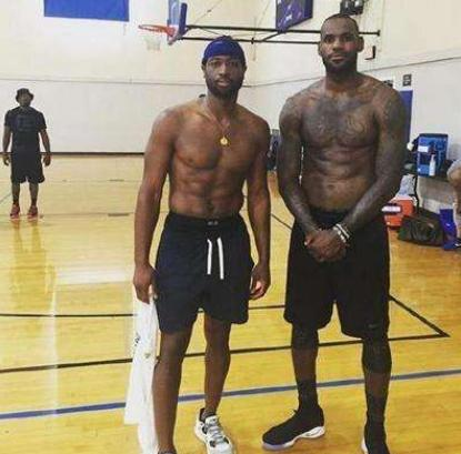 石川佳纯等 石川佳纯等